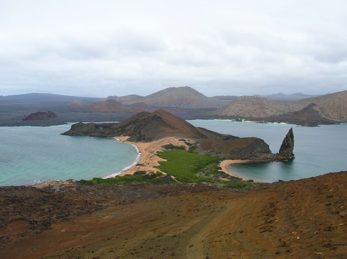 El Pinaculo desde el mirador de Bartolome