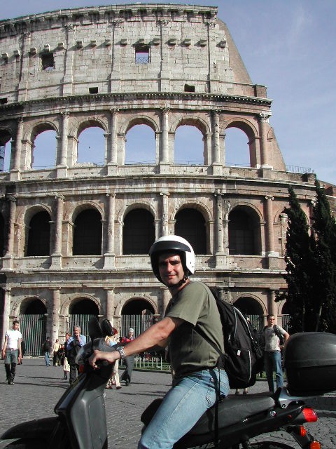 Roma en moto, una gozada