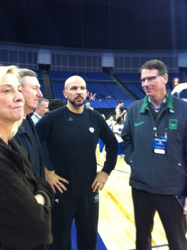 Jason Kidd departiendo con Kiki Vandeweghe 