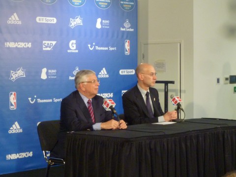 Stern y Silver en la rueda de prensa