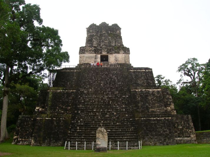 Los 4 en lo alto del Templo II