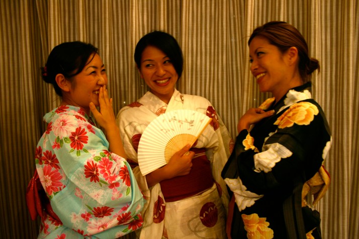 De izq a der: Ikue, Yukiko y Rye