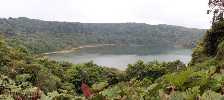 Laguna Botos. Foto de Laszlo Bolgar en Flickr