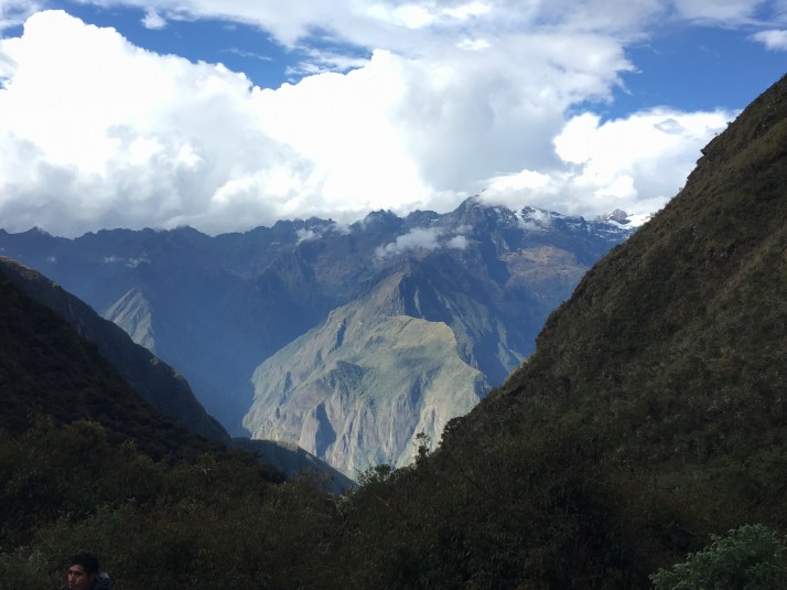 Las increibles vistas desde el campamento en Pacamayo