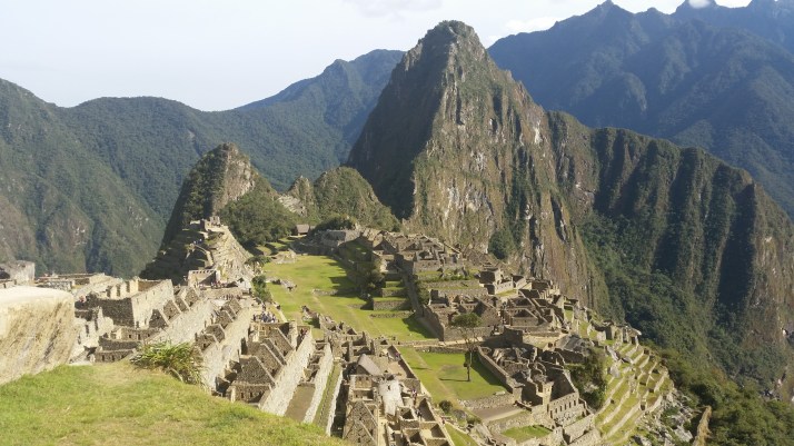 Machu Picchu con e Huayna Picchu al fondo, la foto postal tipica